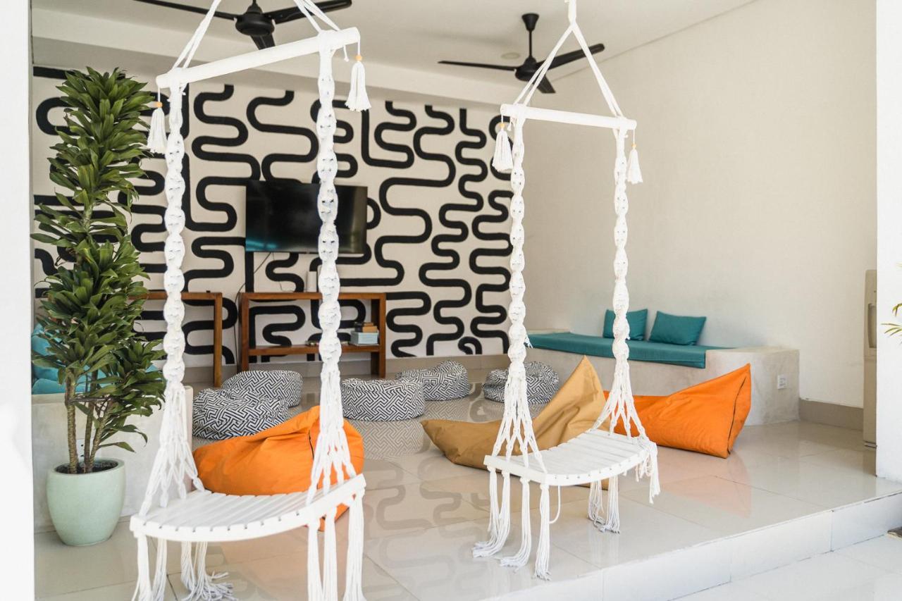 Shaka Clan Surf Hotel Canggu  Bagian luar foto