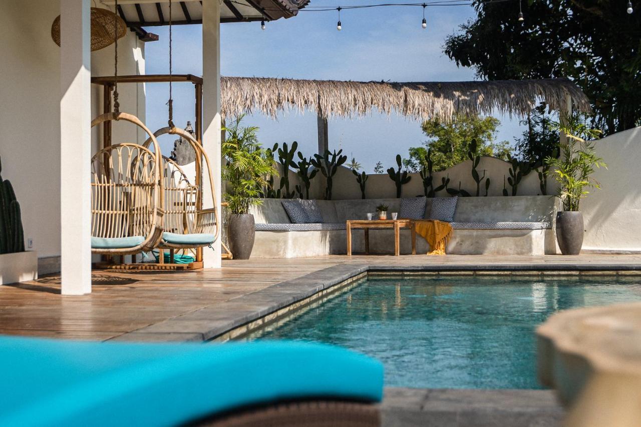Shaka Clan Surf Hotel Canggu  Bagian luar foto