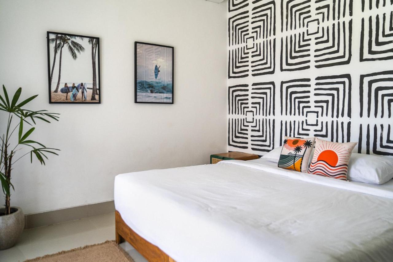 Shaka Clan Surf Hotel Canggu  Bagian luar foto
